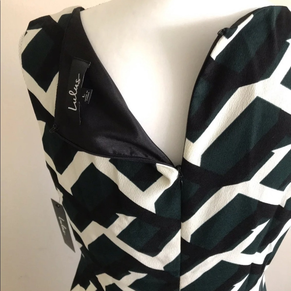 Lulu’s dress - Picture 4 of 5